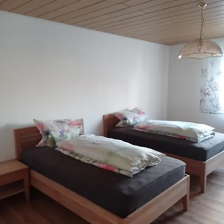 Zur Stadt Apartment *